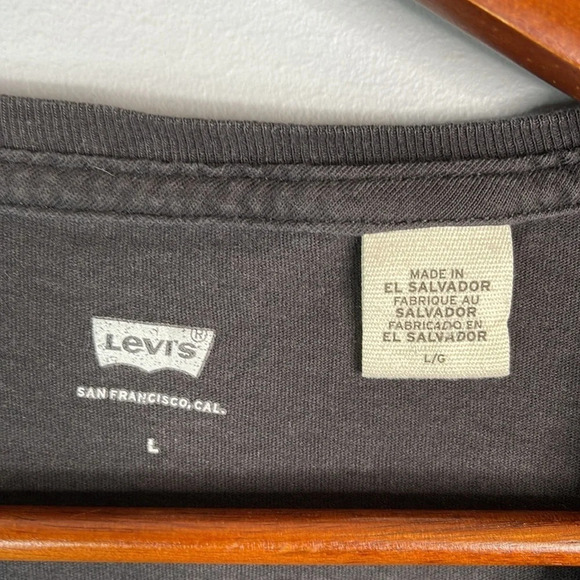 LEVIS Black Red Tab Graphic Logo Crewneck Short Sleeve T-Shirt Girl Fit Size L - Picture 9 of 11